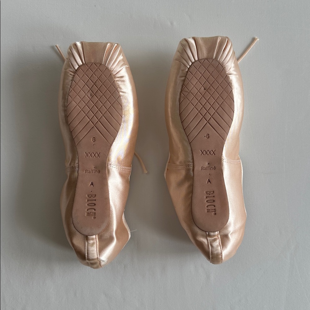 Bloch Raffin Arch Enhanced Pointe Shoes - Picture 3 of 6
